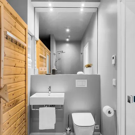 Heimathafen 1 Luxusferienwohnung In Erster Reihe Direkt Am Mit Sauna Und Kamin * Olpenitz